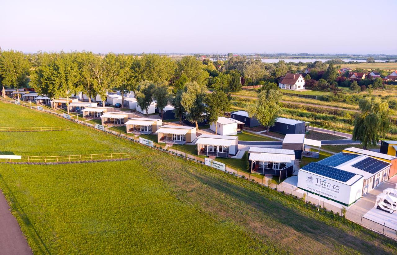 Tisza-To Apartmanpark Kiskore Exterior photo